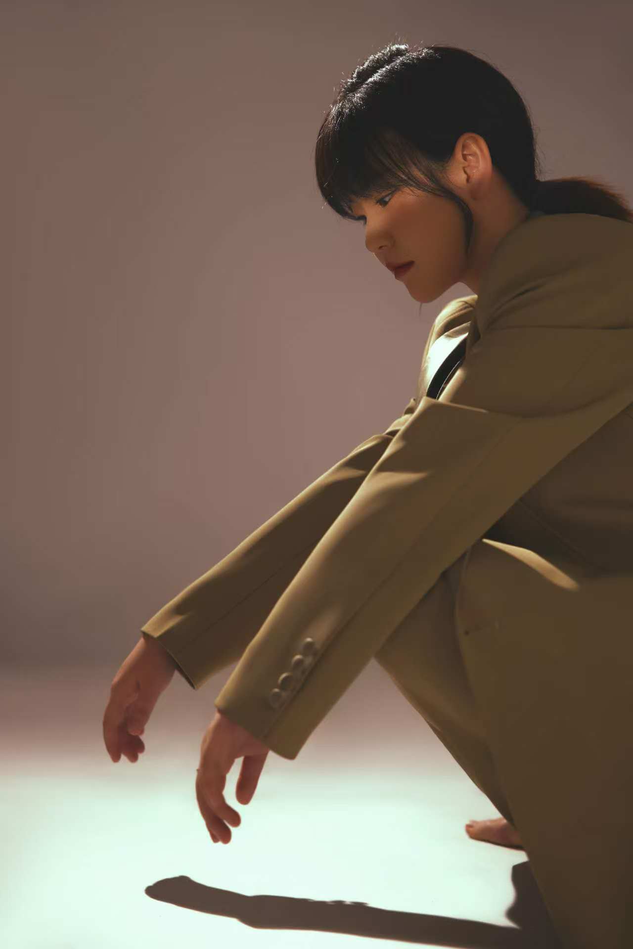 李玲